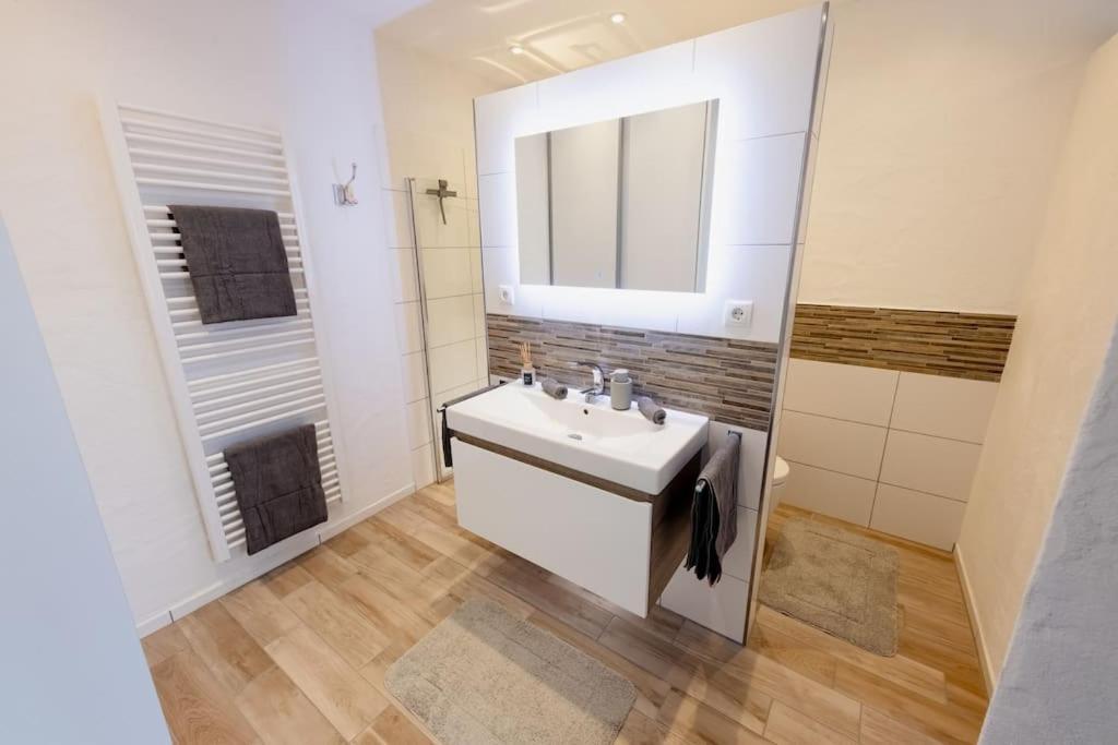 Racing-Apartment Herresbach Exteriér fotografie